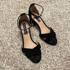 Steven by Steve Madden Ireneew Black Suede Heels size 8